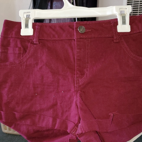 Shorts - Picture 5 of 5